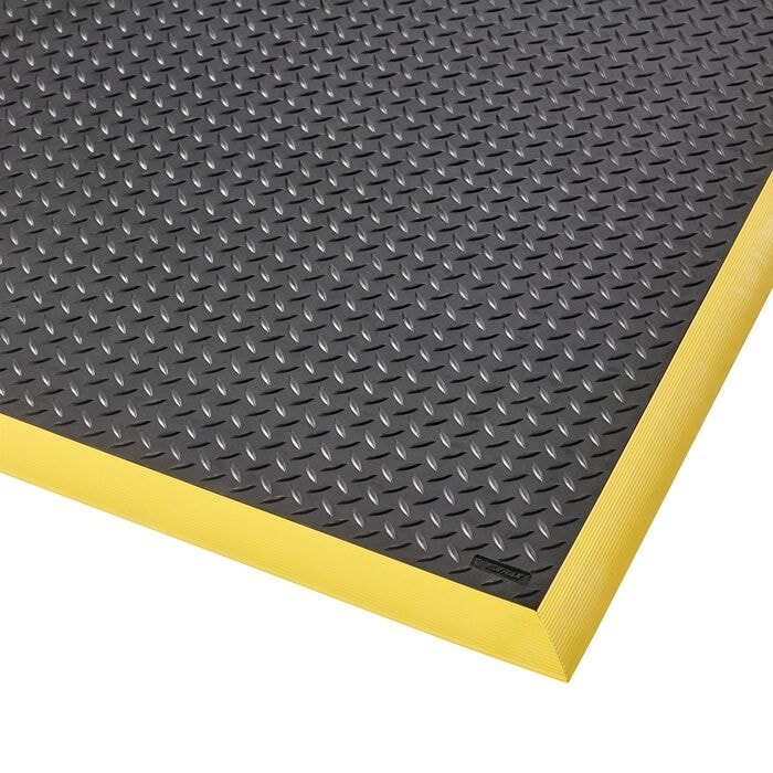 Diamond Flex™ Nitrile FR Welding Anti Fatigue Mat - 646